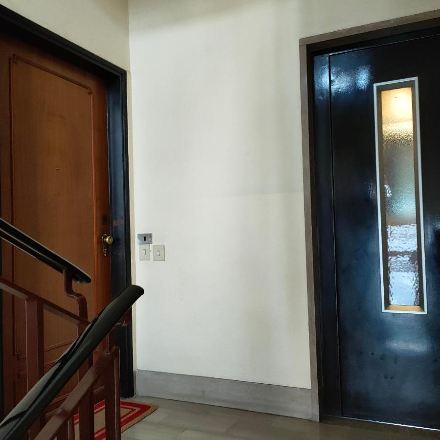 Antonelli Apartment โนวารา ภายนอก รูปภาพ